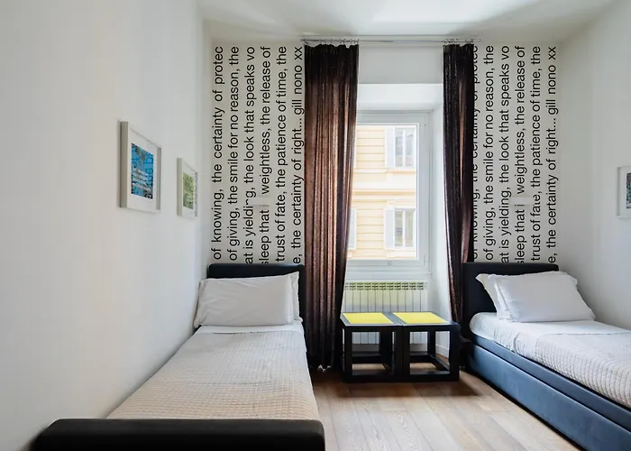2 Bedrooms Flat Near Via Veneto * 로마