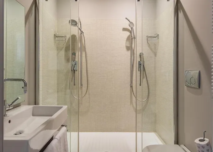 아파트 2 Bedrooms Flat Near Via Veneto *